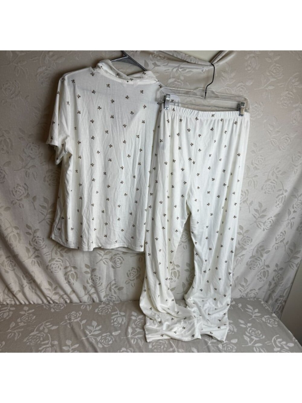 Como Sleep Modal Women's 2 Piece Pajama Pants Set Size L/G Ivory with Bow Print - Picture 8 of 9